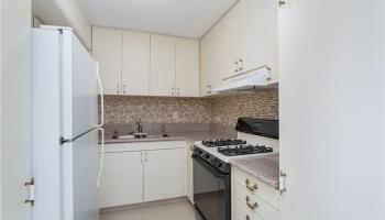 2465 Kuhio Ave Honolulu - Rental - photo 2 of 13