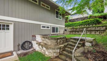 2465  Lamaku Place Palolo, Diamond Head home - photo 2 of 25