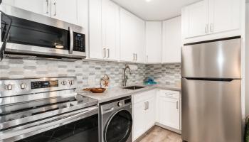 Niihau Apts Inc condo # 303, Honolulu, Hawaii - photo 4 of 18