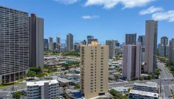Kapiolani Royale condo # 1802, Honolulu, Hawaii - photo 2 of 9 Kapiolani Royale condo # 1802, Honolulu, Hawaii - photo 2 of 9