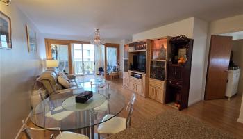 Kapiolani Royale condo # 504, Honolulu, Hawaii - photo 2 of 14