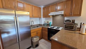 Kapiolani Royale condo # 504, Honolulu, Hawaii - photo 5 of 14