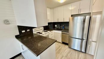 2474 Kapiolani Blvd Honolulu - Rental - photo 4 of 10