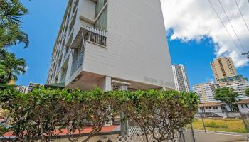 Pacific Islander condo # 303, Honolulu, Hawaii - photo 1 of 18