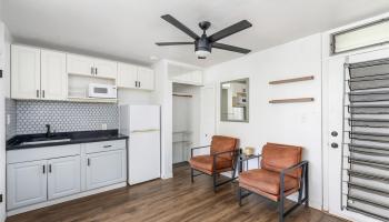 Pacific Islander condo # 402, Honolulu, Hawaii - photo 5 of 25