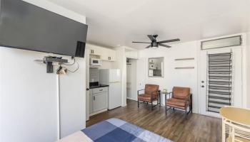 Pacific Islander condo # 402, Honolulu, Hawaii - photo 6 of 25