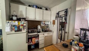 Pacific Islander condo # 701A, Honolulu, Hawaii - photo 1 of 8