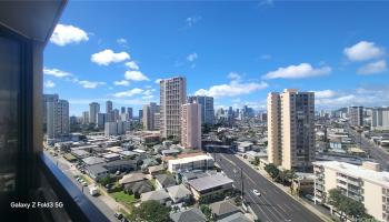 Iolani Court Plaza condo # 1600, Honolulu, Hawaii - photo 2 of 16