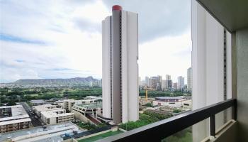 Iolani Court Plaza condo # 1603, Honolulu, Hawaii - photo 5 of 23