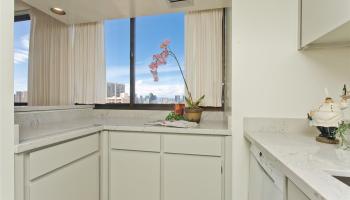 Iolani Court Plaza condo # 2008, Honolulu, Hawaii - photo 5 of 17