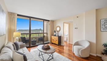 Iolani Court Plaza condo # 2703, Honolulu, Hawaii - photo 1 of 25