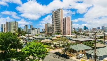 Iolani Court Plaza condo # 504, Honolulu, Hawaii - photo 5 of 22