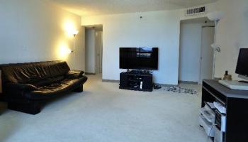 Iolani Court Plaza condo # 2409, Honolulu, Hawaii - photo 3 of 8 Iolani Court Plaza condo # 2409, Honolulu, Hawaii - photo 3 of 8