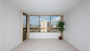 Iolani Court Plaza condo # 1604, Honolulu, Hawaii - photo 3 of 25 Iolani Court Plaza condo # 1604, Honolulu, Hawaii - photo 3 of 25