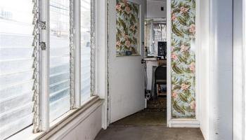 250 Kapili Street Honolulu - Multi-family - photo 4 of 25