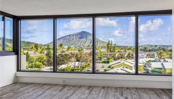 Mt Terrace condo # 1D, Honolulu, Hawaii - photo 2 of 22