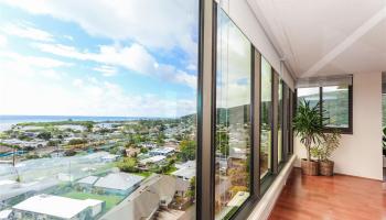 Mt Terrace condo # 8B, Honolulu, Hawaii - photo 4 of 24