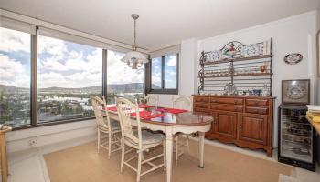 Mt Terrace condo # 8D, Honolulu, Hawaii - photo 3 of 17