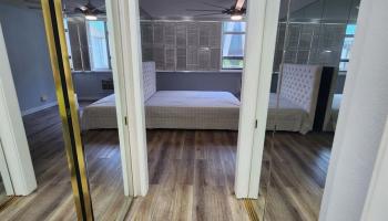 Foster Tower condo # 201, Honolulu, Hawaii - photo 5 of 12