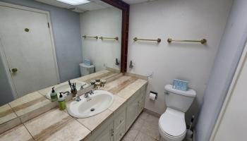 Foster Tower condo # 201, Honolulu, Hawaii - photo 6 of 12