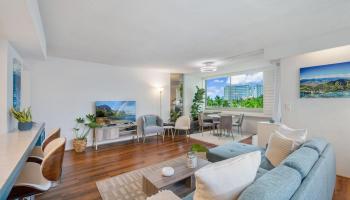 Foster Tower condo # 503, Honolulu, Hawaii - photo 3 of 19