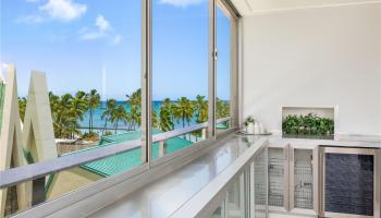 Foster Tower condo # 504, Honolulu, Hawaii - photo 1 of 25