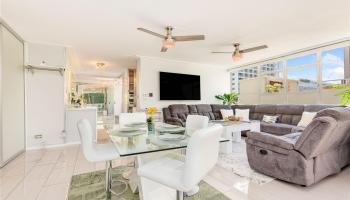 Foster Tower condo # 504, Honolulu, Hawaii - photo 6 of 25