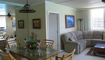 Foster Tower condo #2301, Honolulu, Hawaii - photo 4 of 19