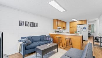 Varsity House condo # 102, Honolulu, Hawaii - photo 3 of 24