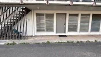 Varsity House condo # 202, Honolulu, Hawaii - photo 1 of 7