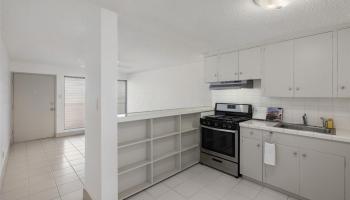 Varsity House condo # 205, Honolulu, Hawaii - photo 2 of 15