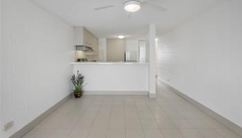 Varsity House condo # 205, Honolulu, Hawaii - photo 4 of 15