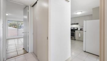 Varsity House condo # 205, Honolulu, Hawaii - photo 6 of 15