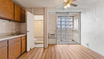 Pacific International condo # 602, Honolulu, Hawaii - photo 2 of 10