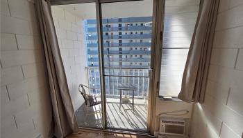 2509 Ala Wai Blvd Honolulu - Rental - photo 4 of 8