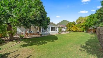 251 Kalalau Street Triangle, Hawaii Kai home - photo 6 of 25