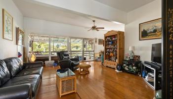 2519  Malama Place Manoa Area, Honolulu home - photo 3 of 24