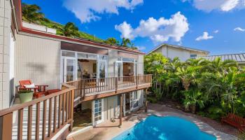 252  Lumahai Place Koko Kai, Hawaii Kai home - photo 4 of 25