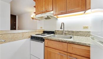 Regency Tower condo # 2704, Honolulu, Hawaii - photo 5 of 12