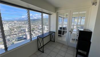 Regency Tower condo # 3905, Honolulu, Hawaii - photo 4 of 16