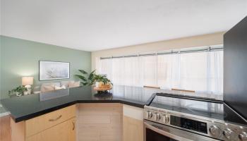 Regency Tower condo # 405, Honolulu, Hawaii - photo 5 of 21