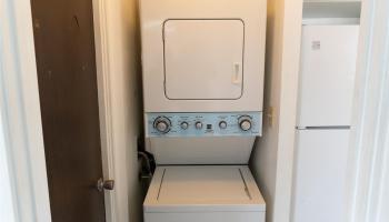 Regency Tower condo # 605, Honolulu, Hawaii - photo 5 of 15