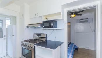 2534 E Manoa Rd Honolulu - Rental - photo 4 of 18
