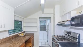 2534 E Manoa Rd Honolulu - Rental - photo 5 of 18