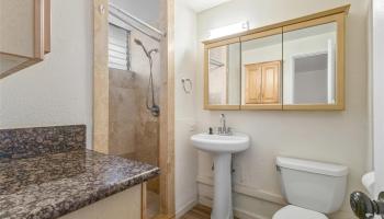 254 Kaiulani Ave Honolulu - Multi-family - photo 5 of 25