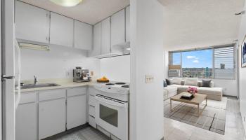 Plaza At Century Court condo # 901, Honolulu, Hawaii - photo 3 of 19