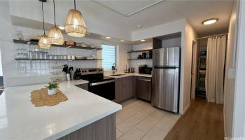 2547 Ala Wai Blvd Honolulu - Rental - photo 3 of 9
