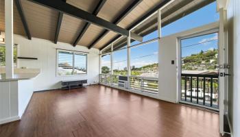 2571  Kekuanoni Street Pauoa Valley, Honolulu home - photo 3 of 19