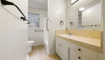 2571  Kekuanoni Street Pauoa Valley, Honolulu home - photo 6 of 19