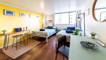 Tradewinds Plaza condo # 1105, Honolulu, Hawaii - photo 1 of 5